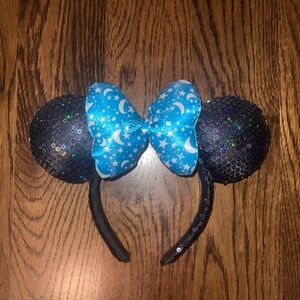 Sequin and blue Minnie ears